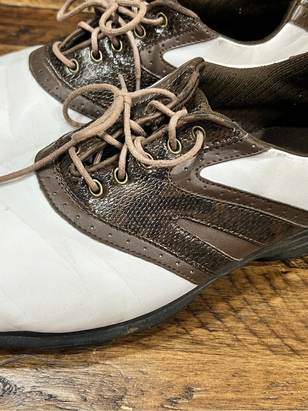 Etonic Men’s Golf Shoes Size 10.5 – White/Brown – Spiked